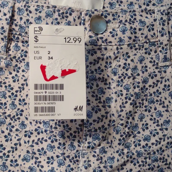 H&M bundle lot 3 booty shorts size 2 blue floral mauve pink floral yellow birds - Picture 5 of 14